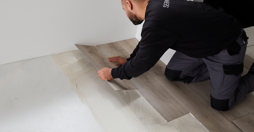 Pose de revêtement minéral composite